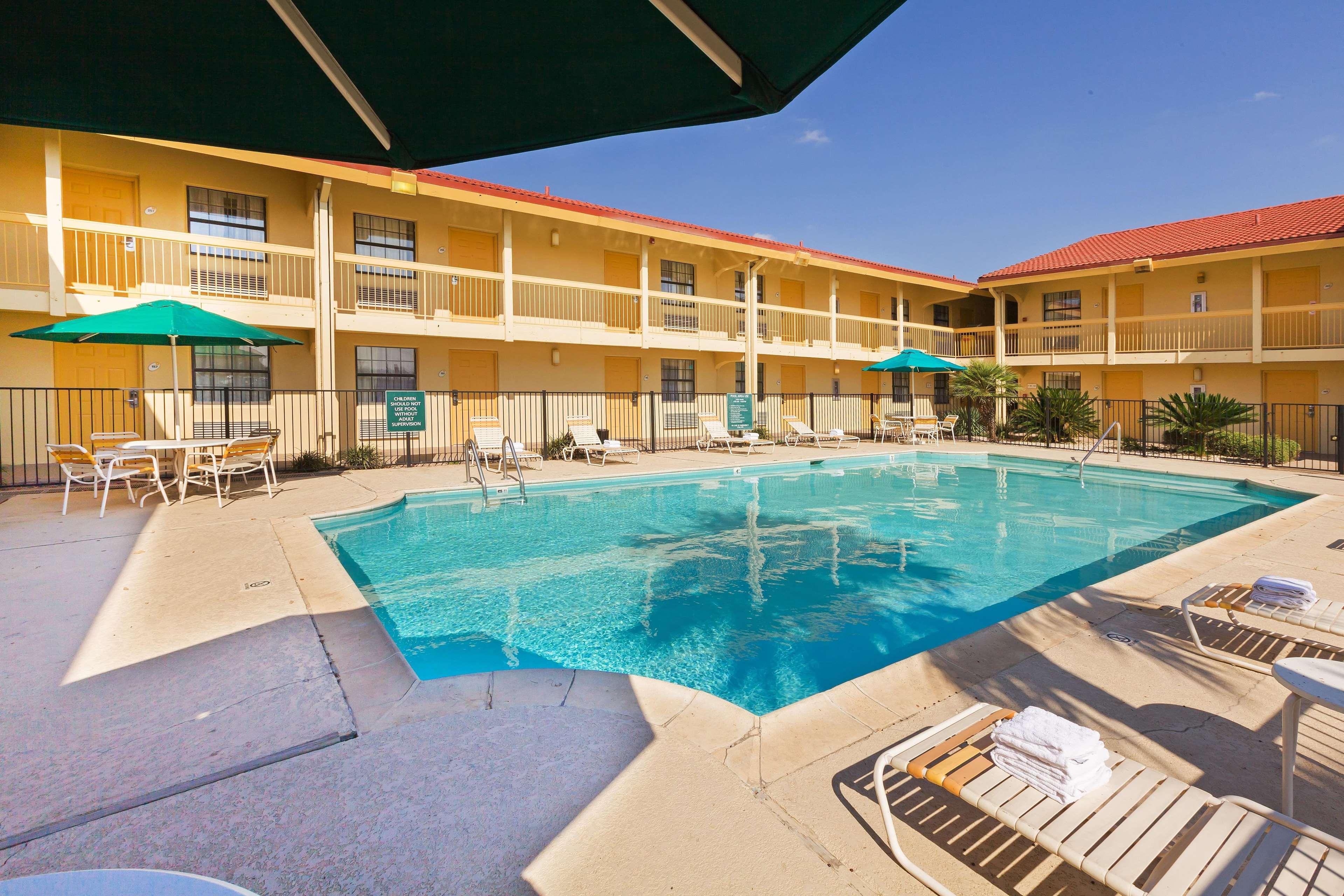 Super 8 By Wyndham